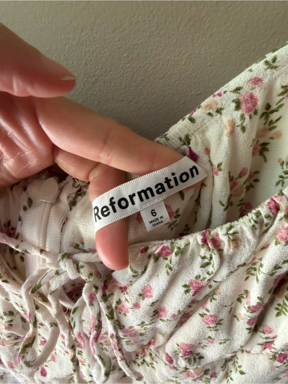 Reformation Corbin Milkmaid Puff Sleeve Floral Dress Cream Pink Size 6 Coquette - Picture 6 of 7